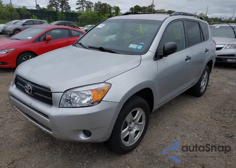 2006 Toyota Rav4 z USA, uszkodzony, nr VIN JTMBD33V465035478